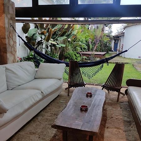 Casa Rustica Centenaria No Centro Historico De Paraty - Wifi 120Mb Экстерьер фото